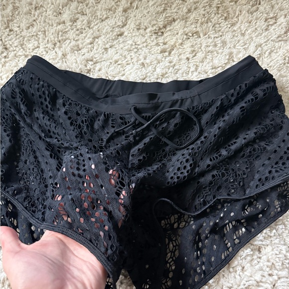 Chic Black swimming bottoms Lace Shorts - Picture 3 of 5
